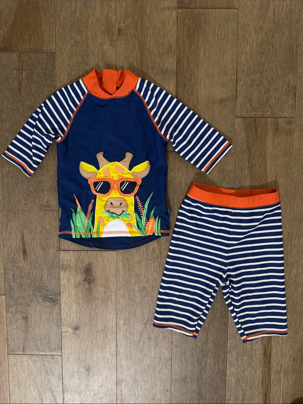 Jojo Maman / Baby Boden 2T Giraffe Rash Guard Swim Suit Set